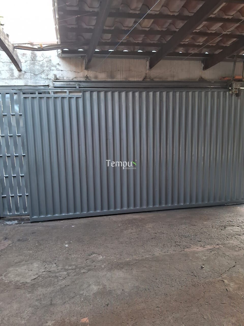 Casa para alugar com 4 quartos, 251m² - Foto 14