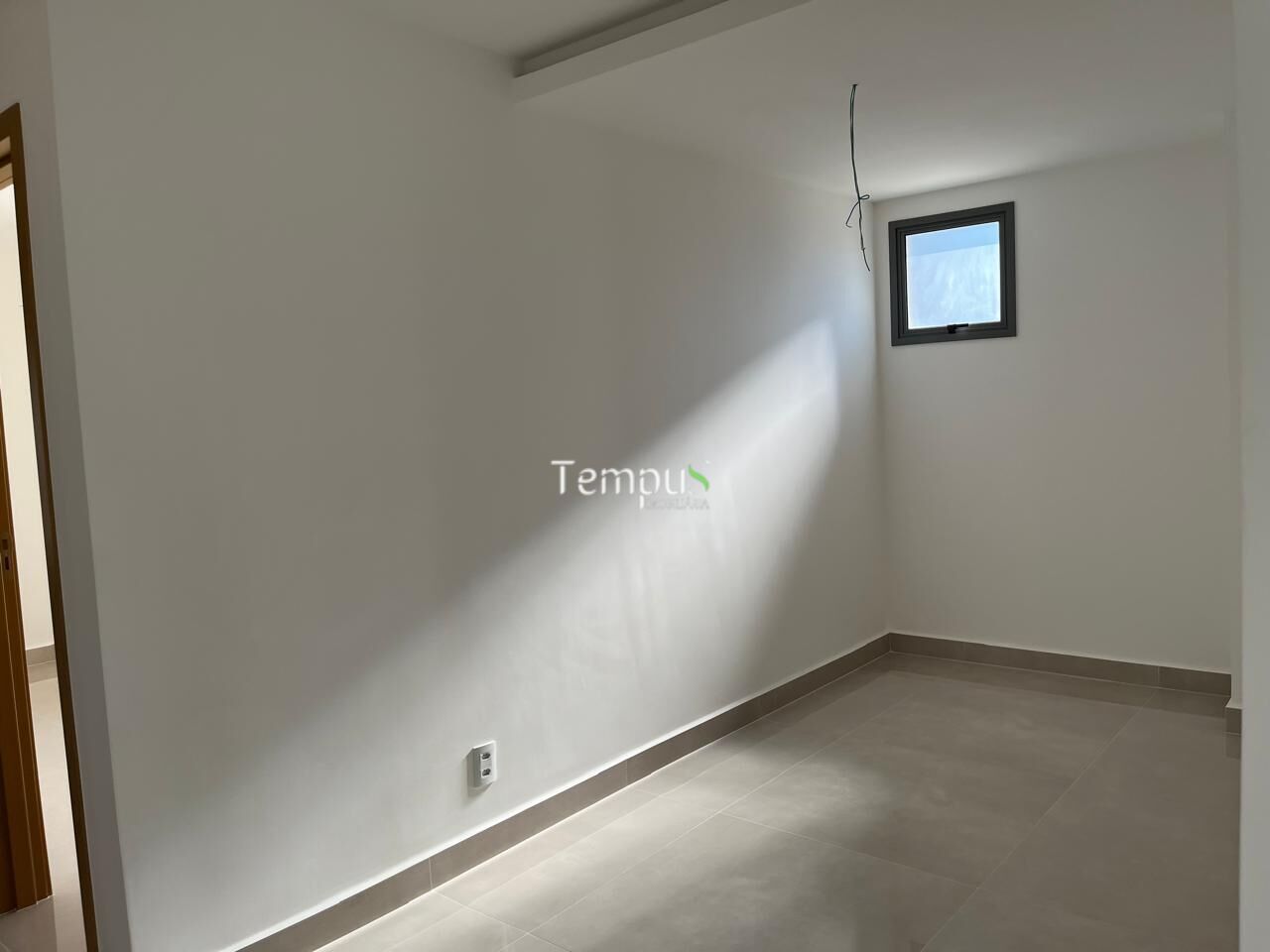 Apartamento à venda com 3 quartos, 226m² - Foto 10