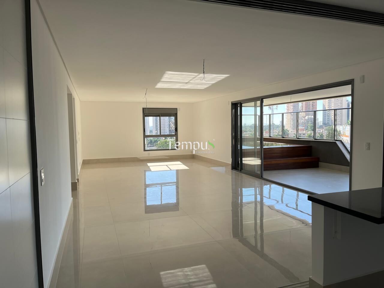 Apartamento à venda com 3 quartos, 226m² - Foto 7
