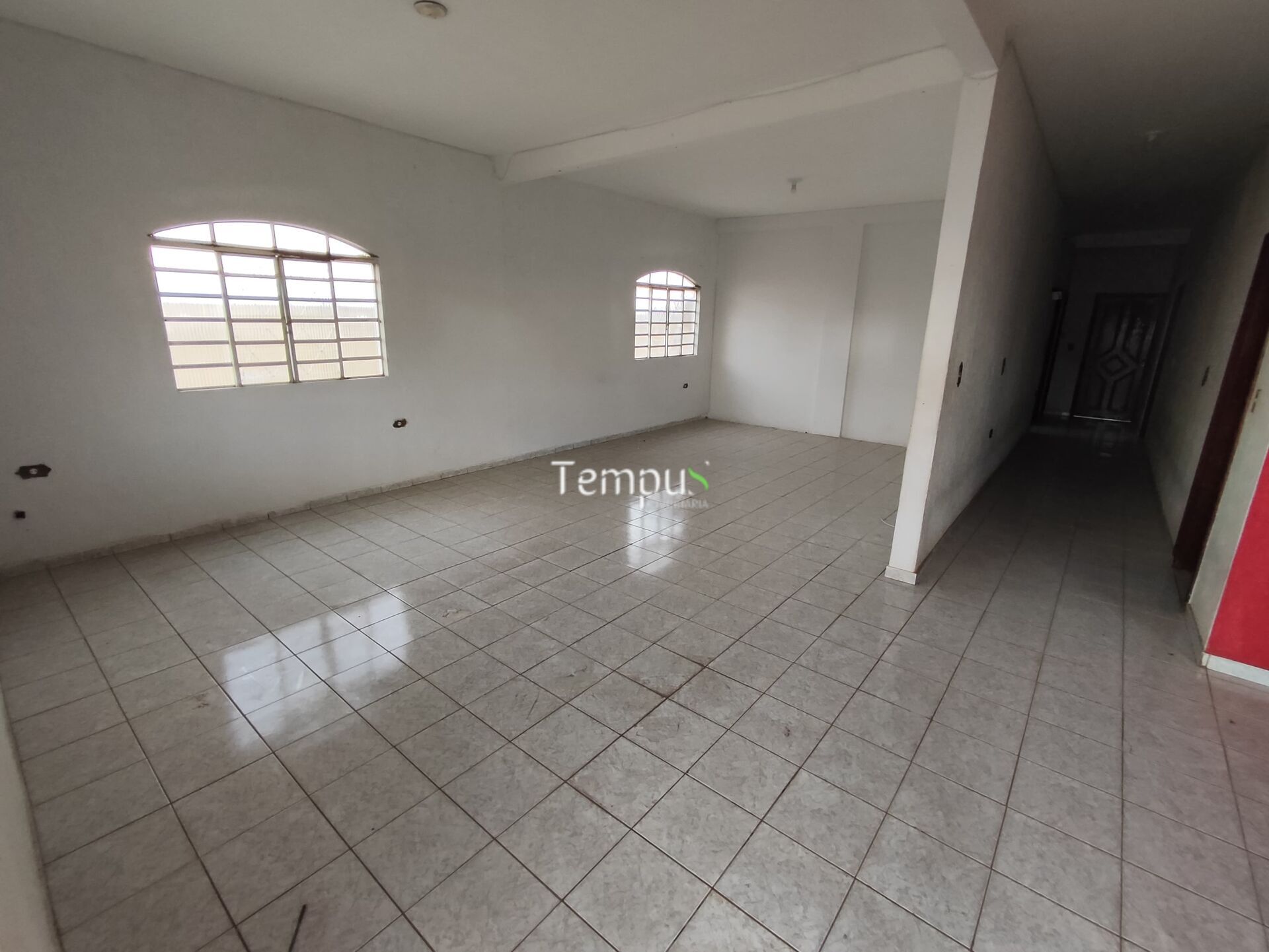 Casa para alugar com 4 quartos, 387m² - Foto 22