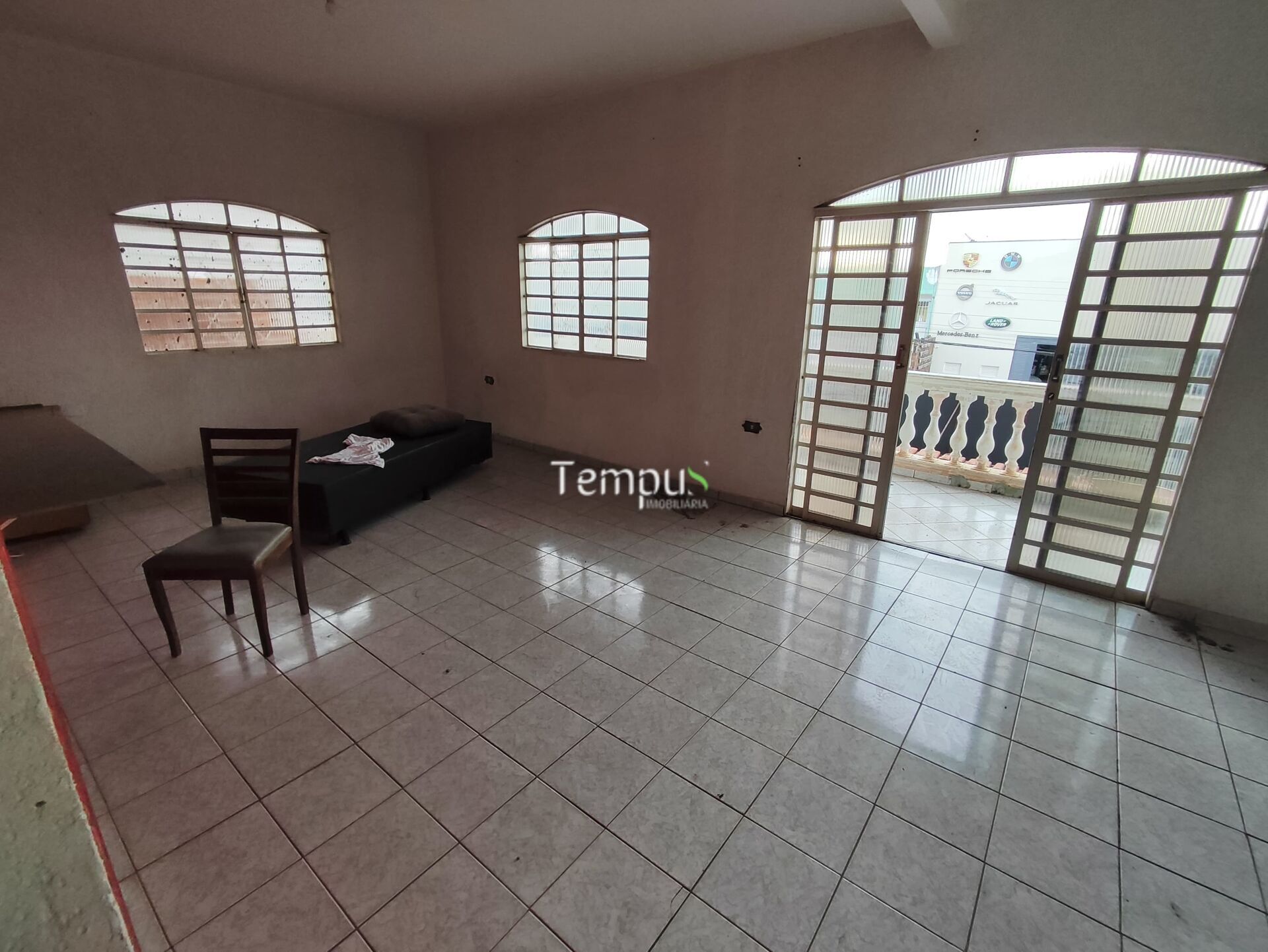 Casa para alugar com 4 quartos, 387m² - Foto 15
