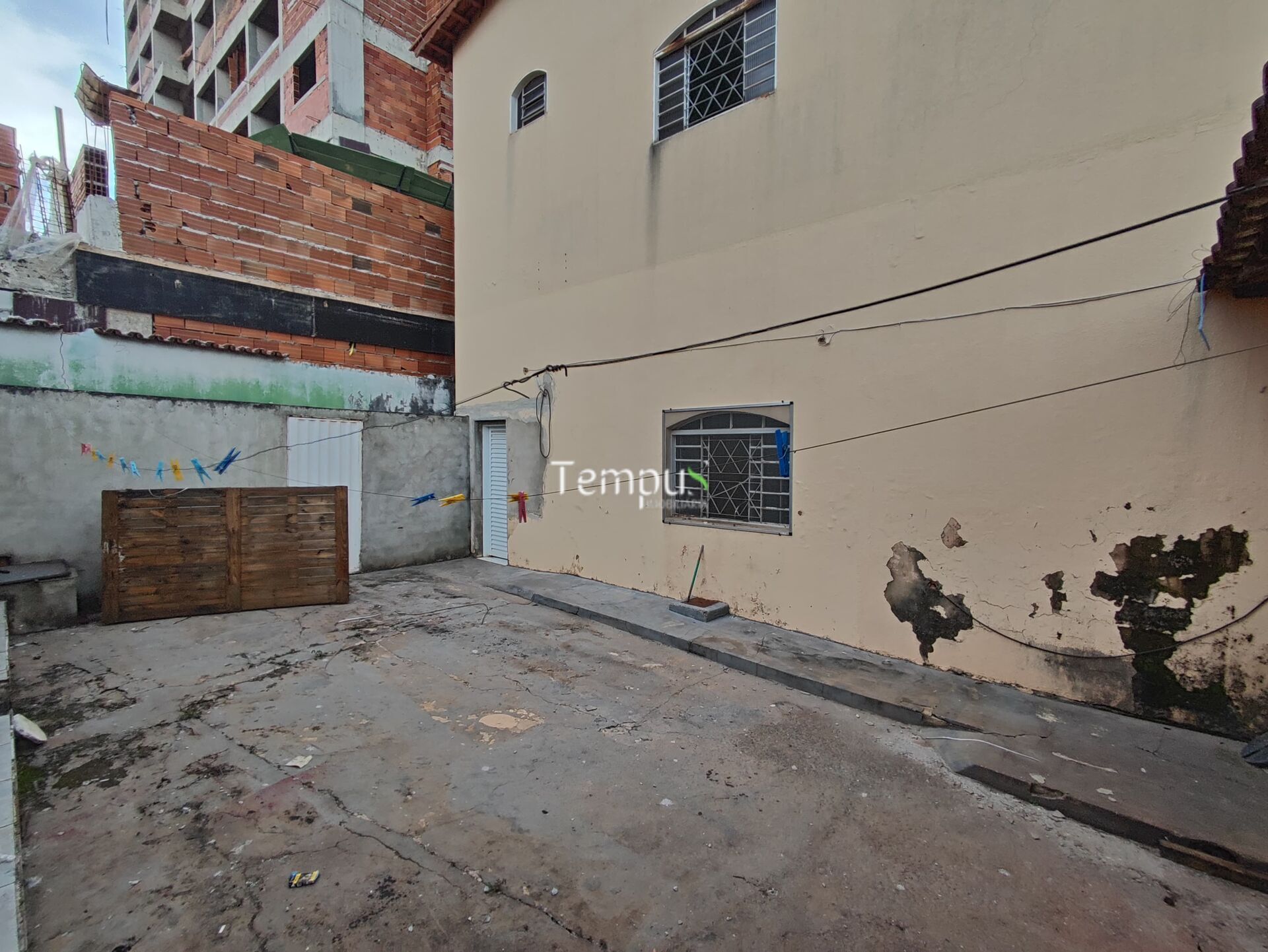 Casa para alugar com 4 quartos, 387m² - Foto 34