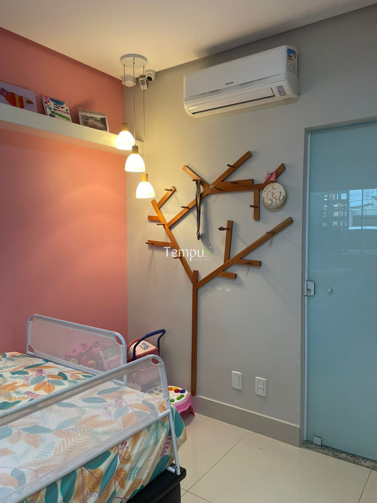 Casa à venda com 3 quartos, 130m² - Foto 3