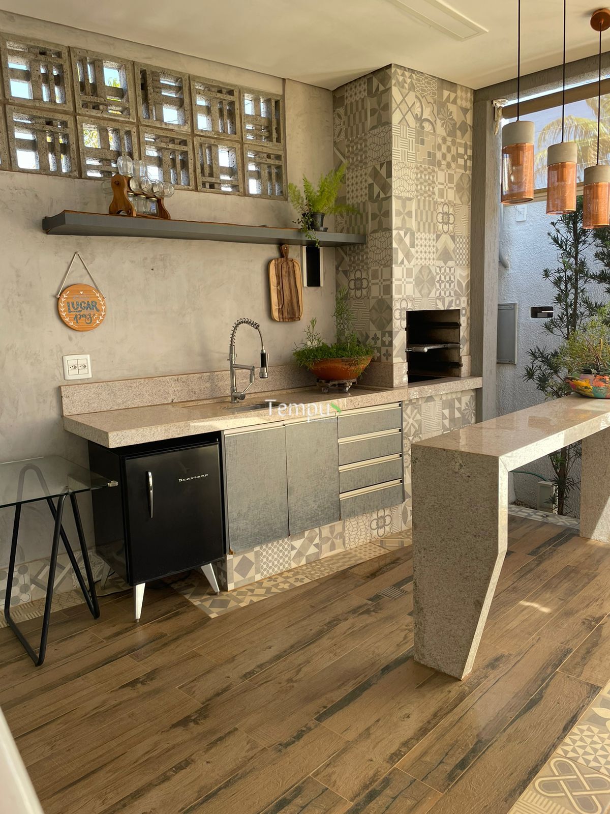 Casa à venda com 3 quartos, 130m² - Foto 1