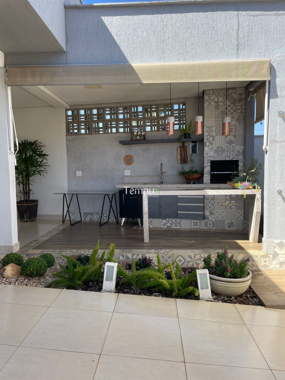 Casa à venda com 3 quartos, 130m² - Foto 2