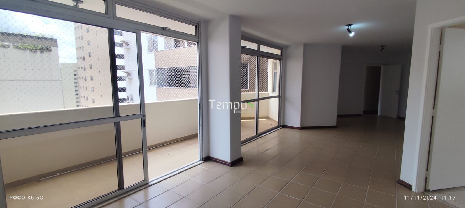 Apartamento para alugar com 4 quartos, 161m² - Foto 1