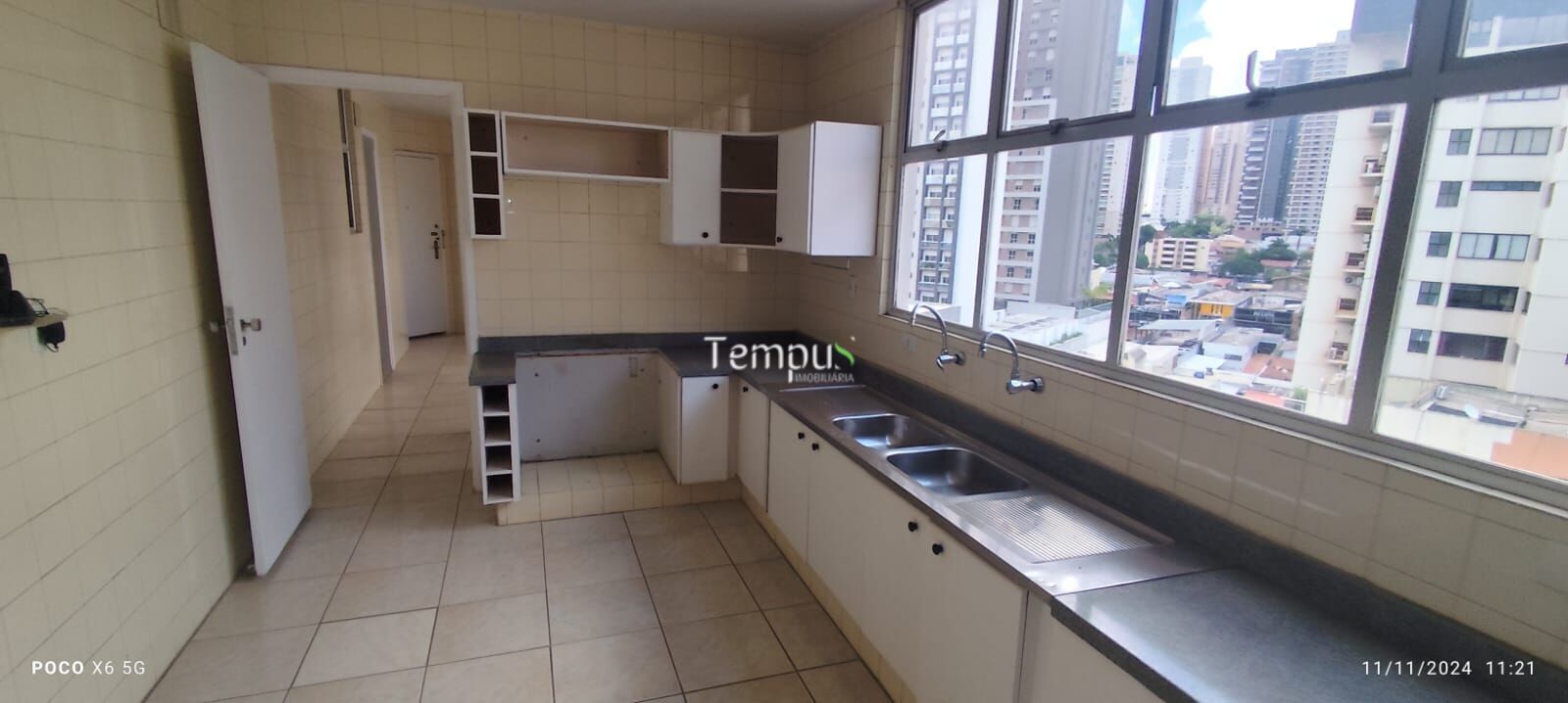 Apartamento para alugar com 4 quartos, 161m² - Foto 15