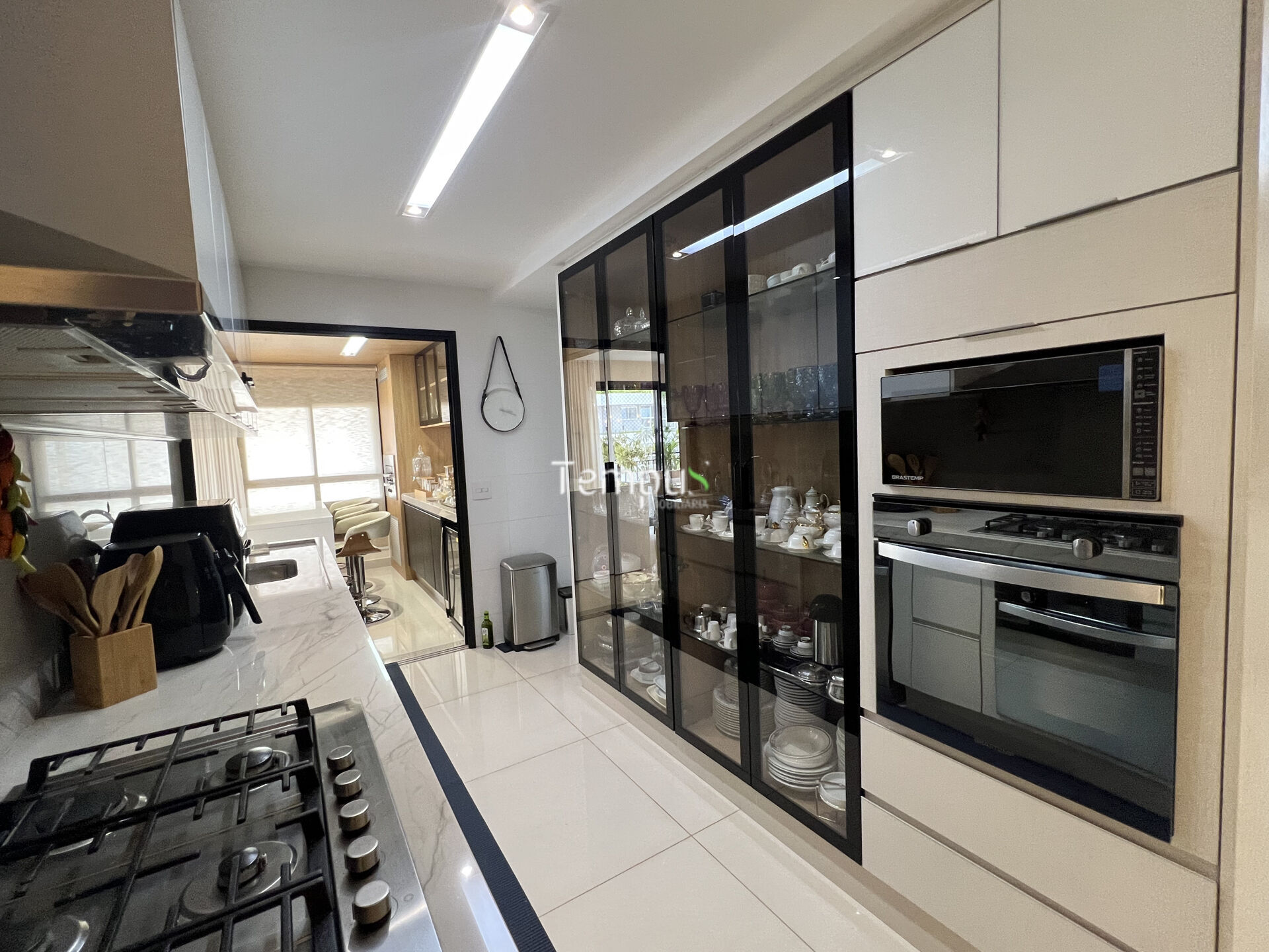 Apartamento à venda com 4 quartos, 224m² - Foto 14