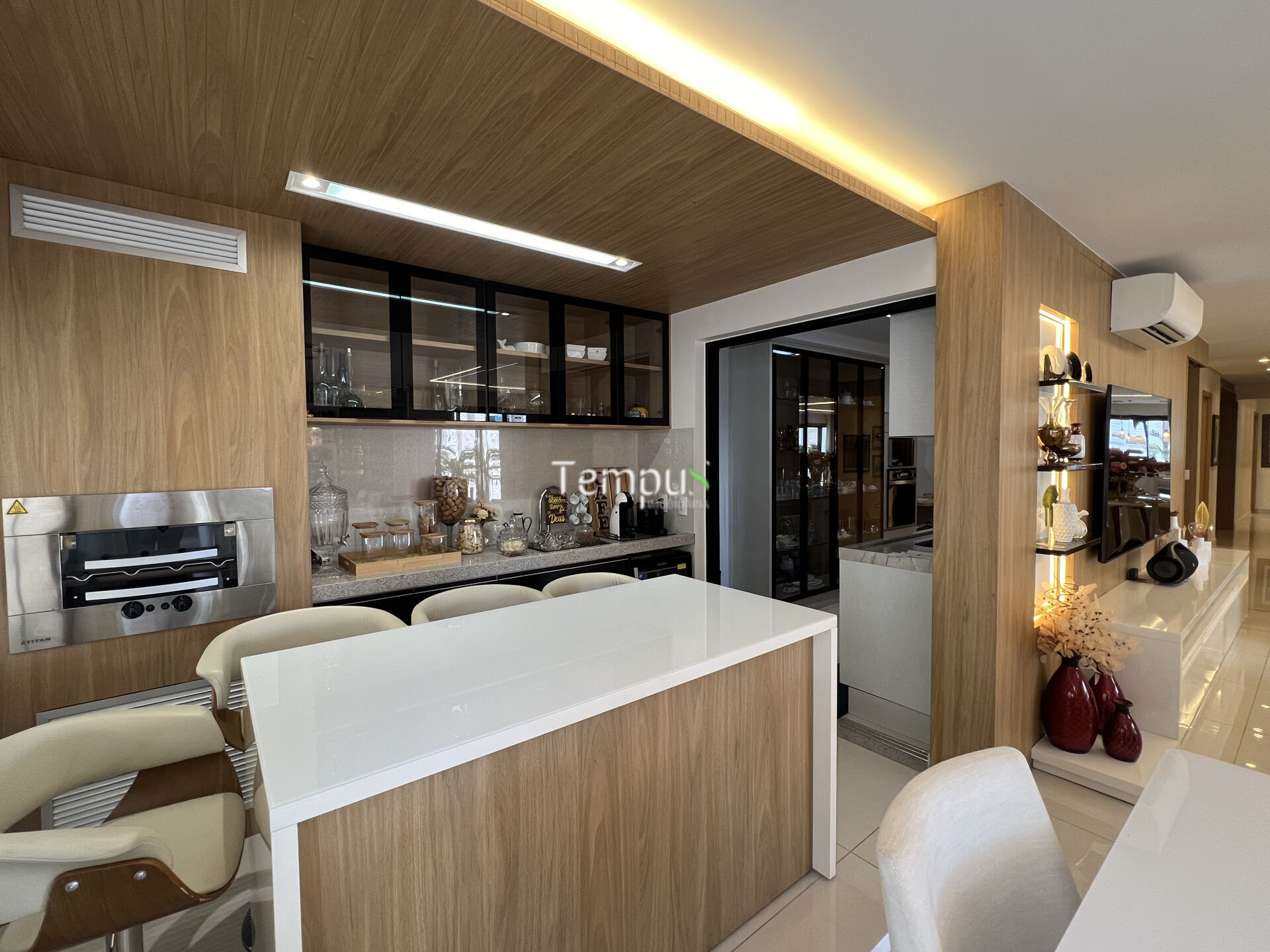 Apartamento à venda com 4 quartos, 224m² - Foto 9