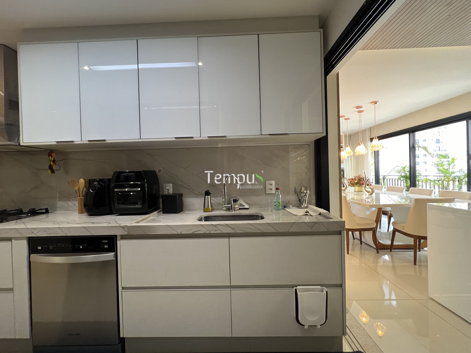 Apartamento à venda com 4 quartos, 224m² - Foto 11