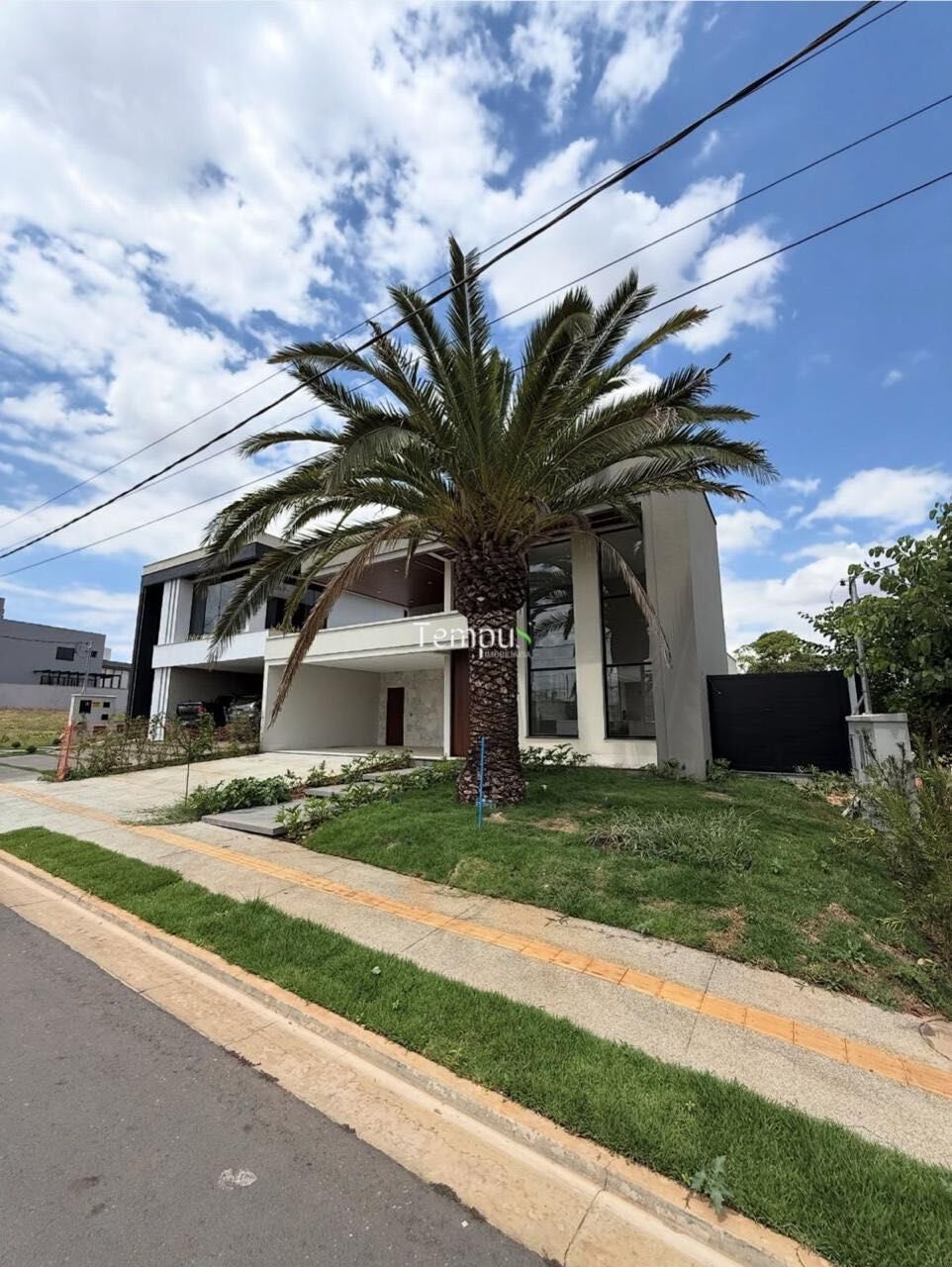 Casa, 3 quartos, 178 m² - Foto 1