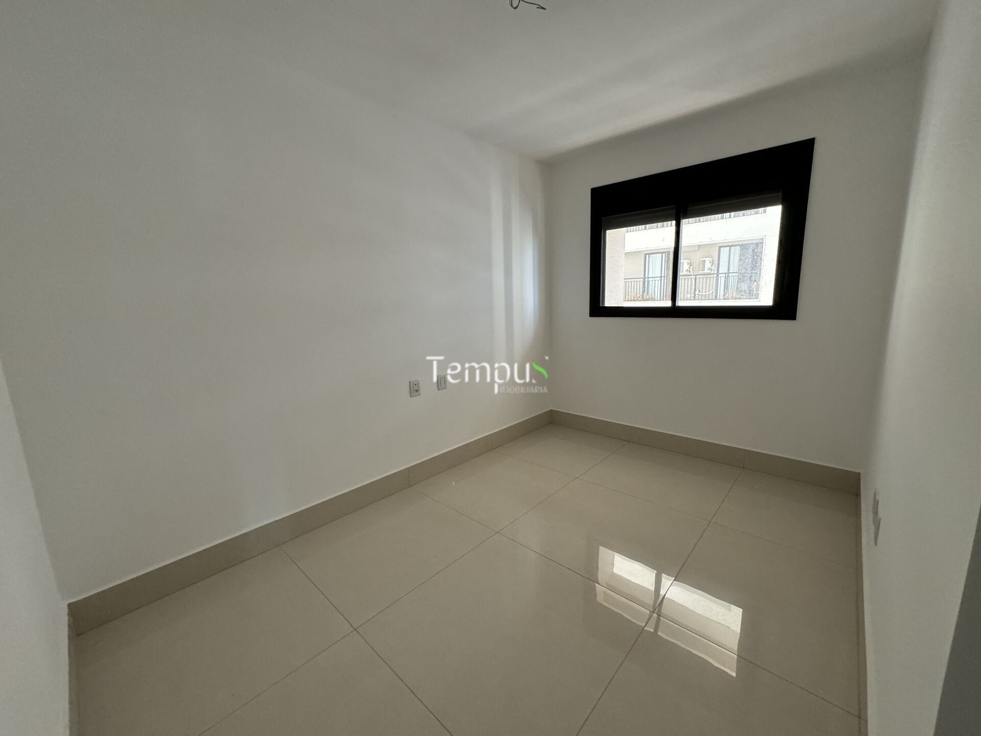 Apartamento à venda com 3 quartos, 120m² - Foto 11