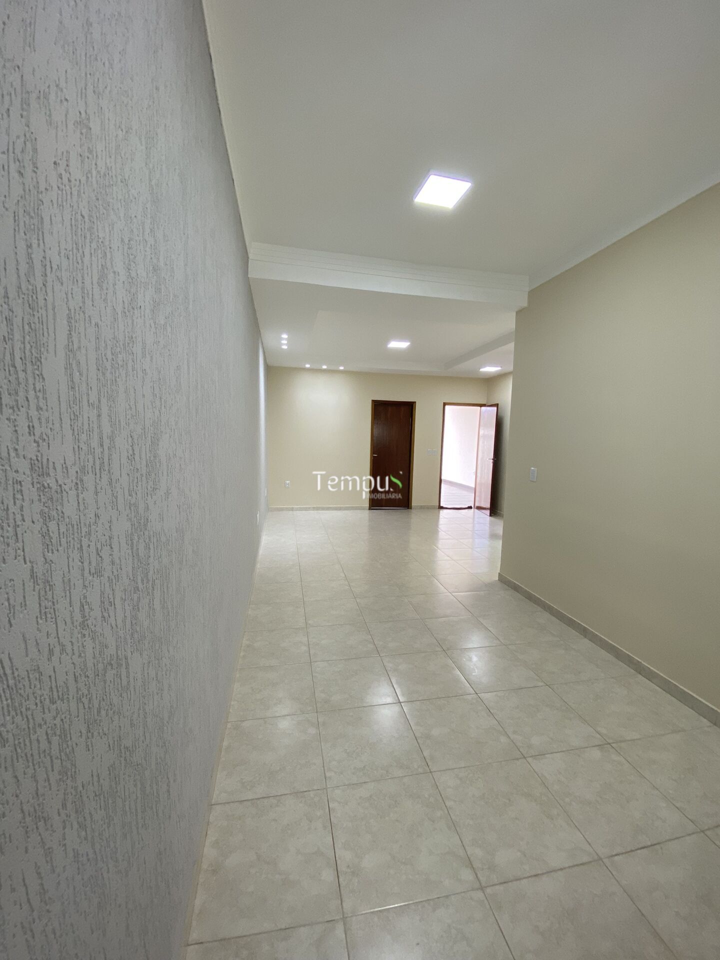 Casa à venda com 3 quartos, 104m² - Foto 8