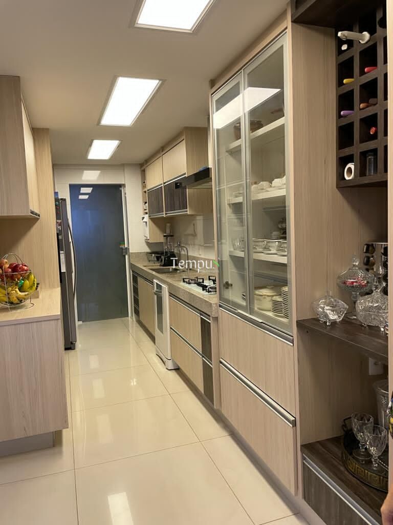 Apartamento, 3 quartos, 178 m² - Foto 2