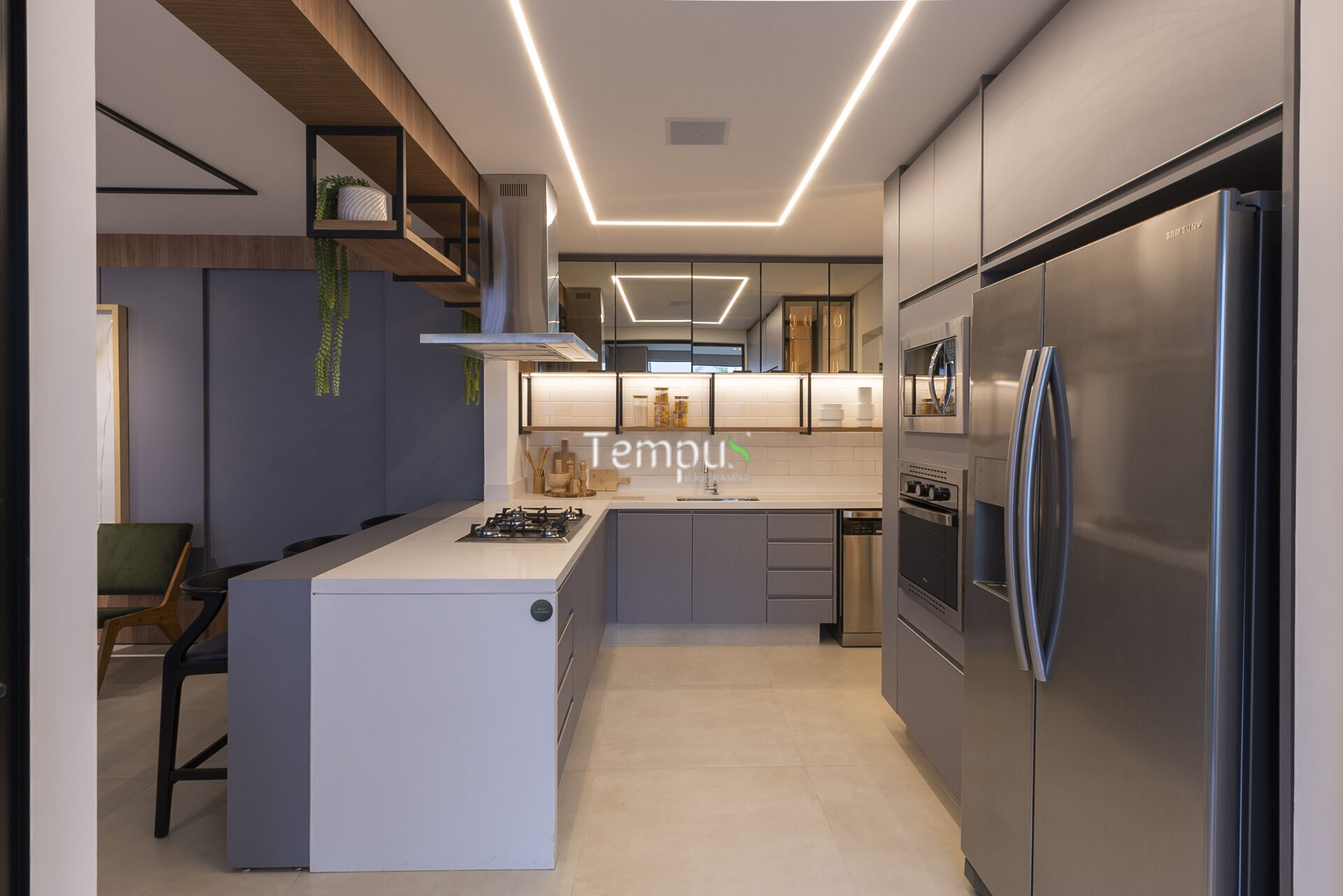Apartamento à venda com 3 quartos, 158m² - Foto 4