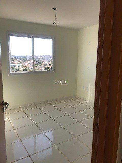 Apartamento à venda com 2 quartos, 60m² - Foto 9