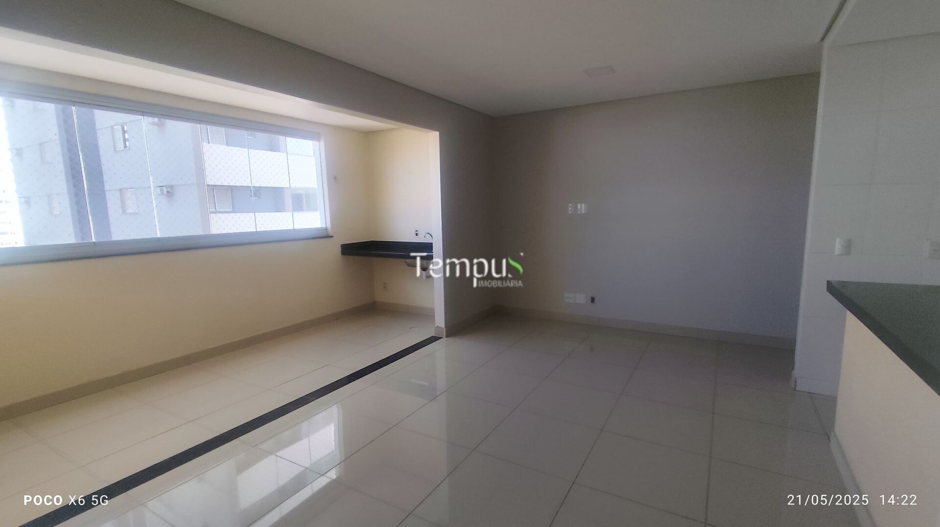 Apartamento para alugar com 2 quartos, 69m² - Foto 12