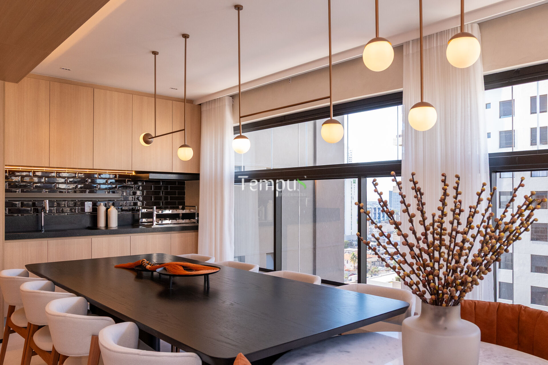 Apartamento, 3 quartos, 166 m² - Foto 1