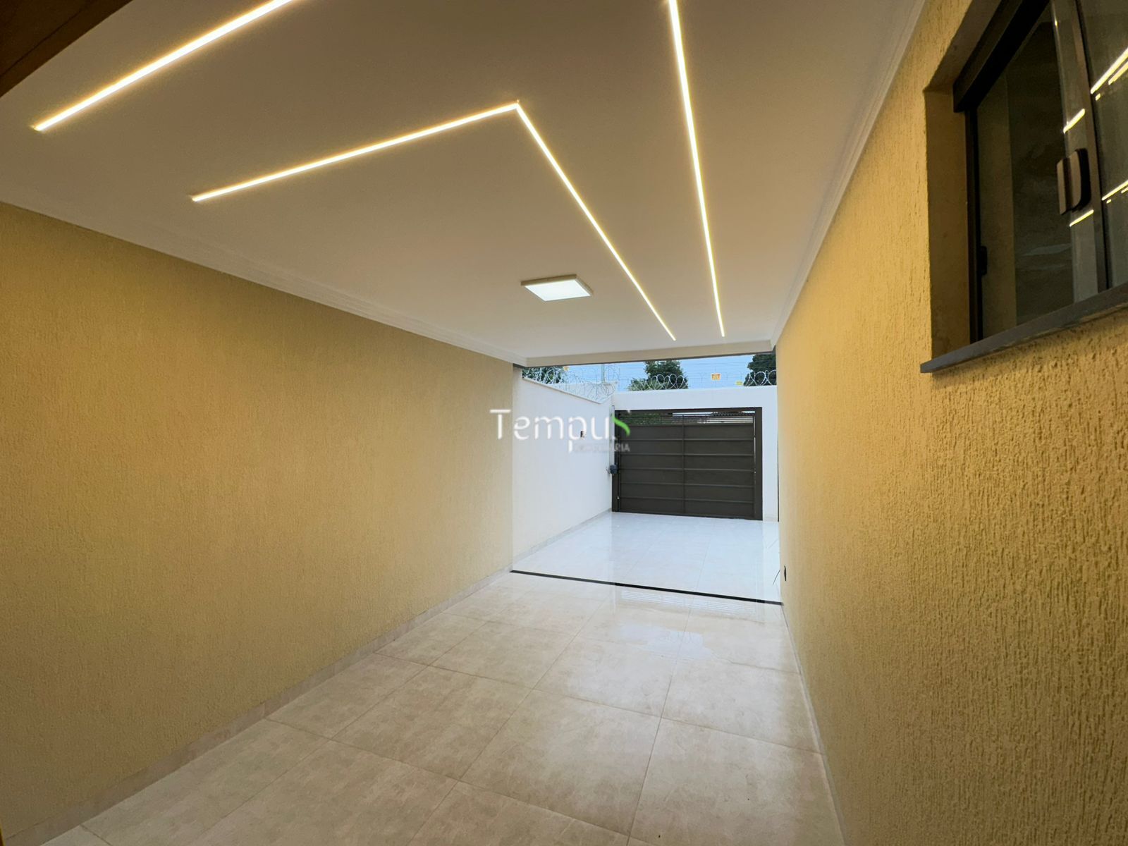 Casa à venda com 3 quartos, 125m² - Foto 11