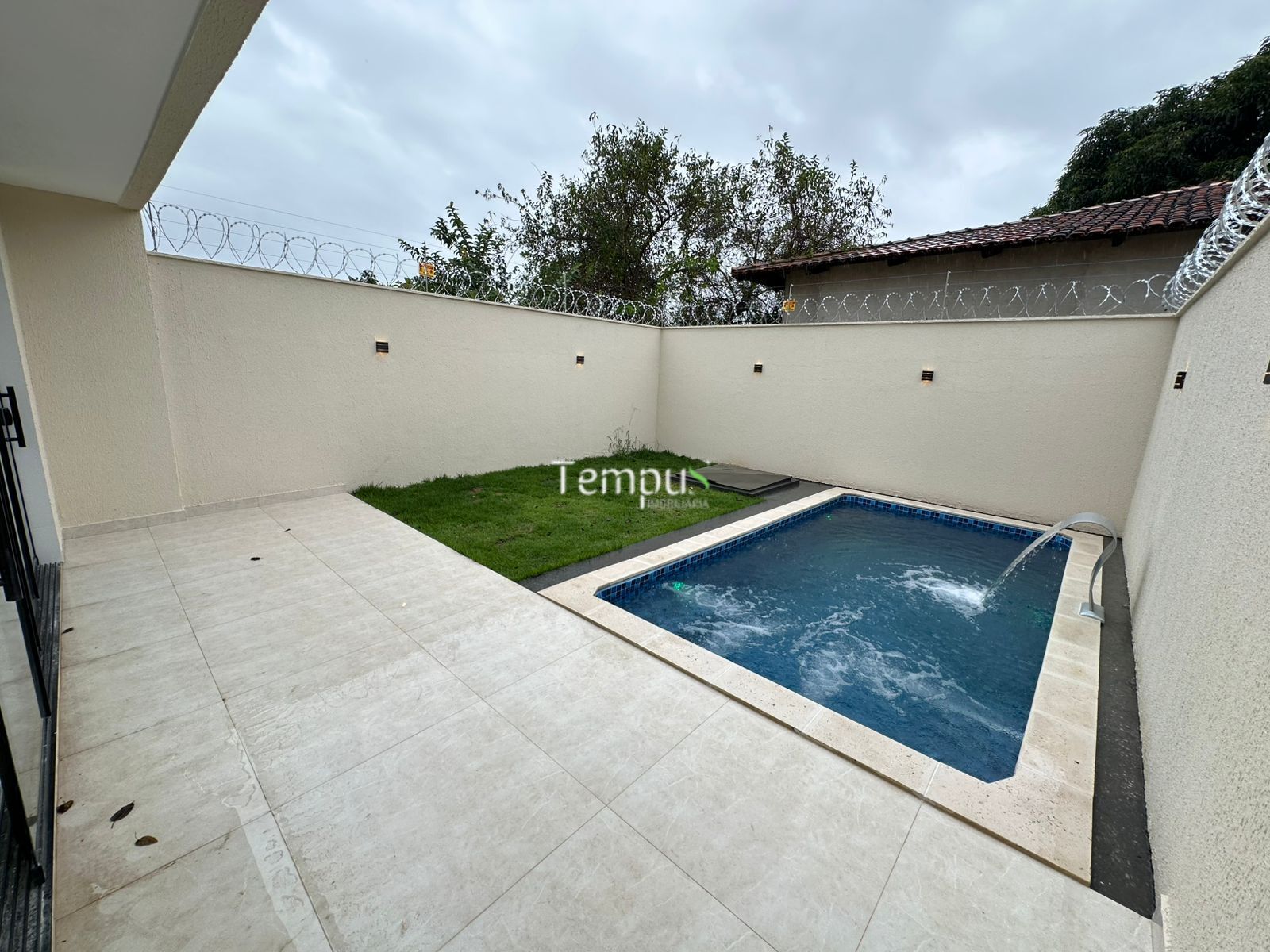 Casa à venda com 3 quartos, 125m² - Foto 8
