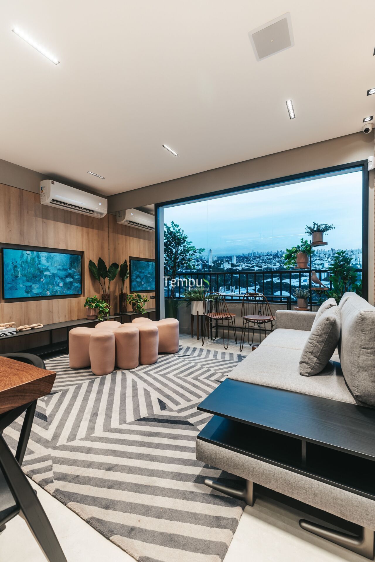 Apartamento à venda com 3 quartos, 83m² - Foto 22