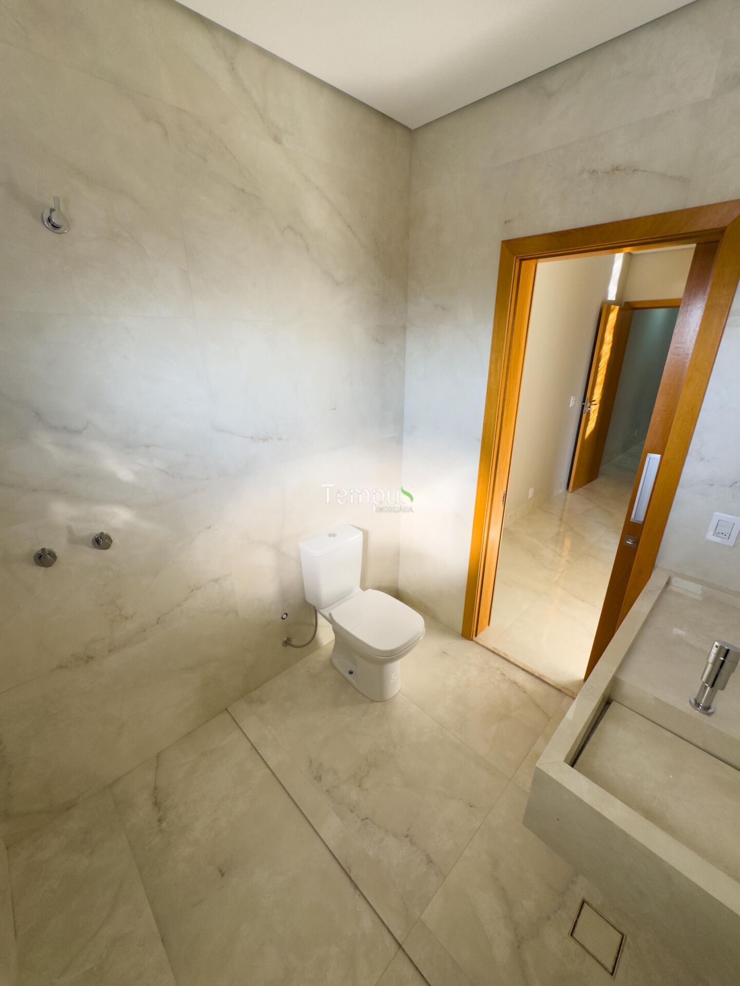 Sobrado à venda com 3 quartos, 221m² - Foto 8