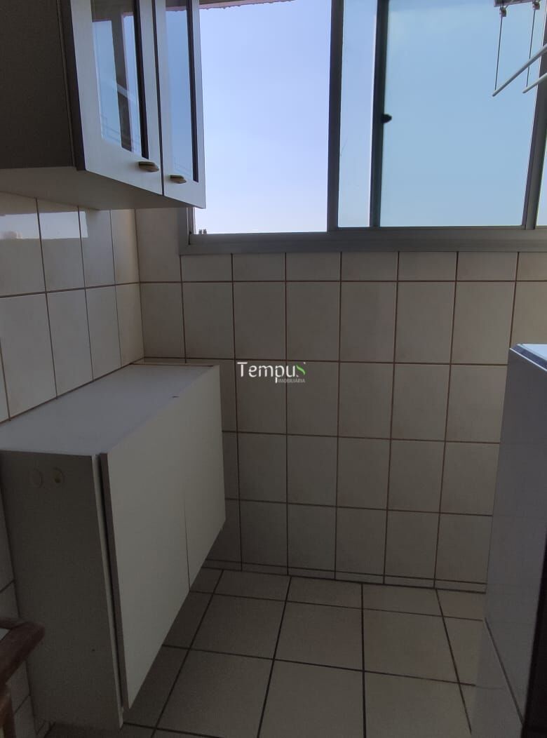 Apartamento à venda com 2 quartos, 64m² - Foto 35