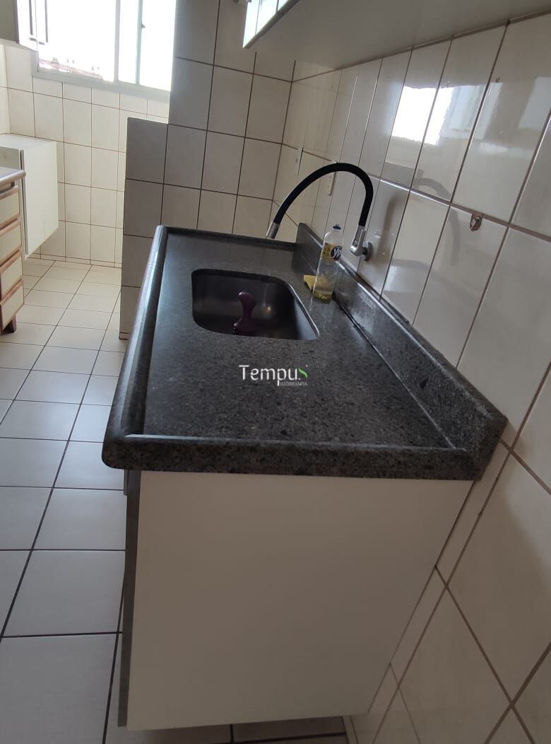 Apartamento à venda com 2 quartos, 64m² - Foto 17