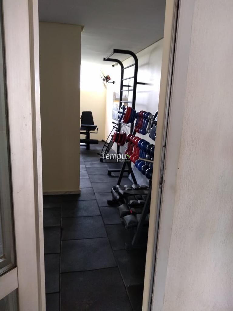 Apartamento à venda com 2 quartos, 64m² - Foto 47