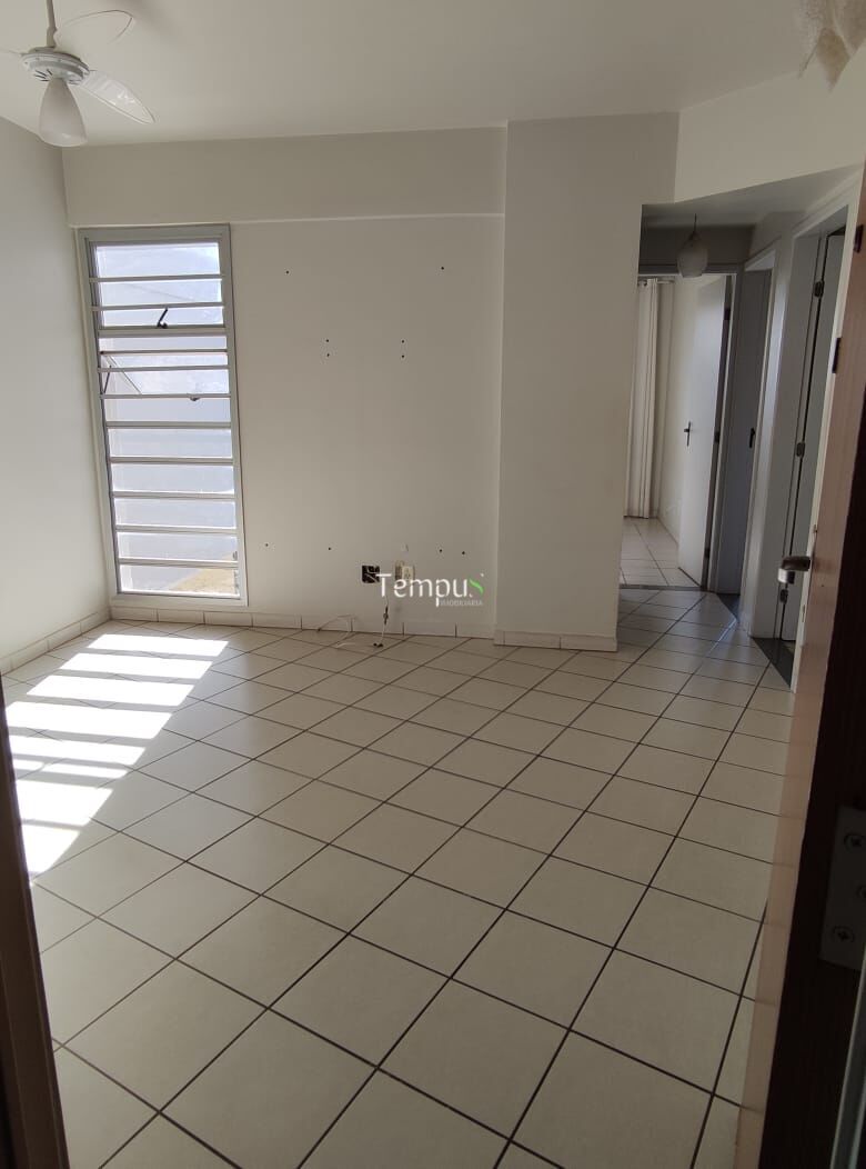 Apartamento à venda com 2 quartos, 64m² - Foto 41