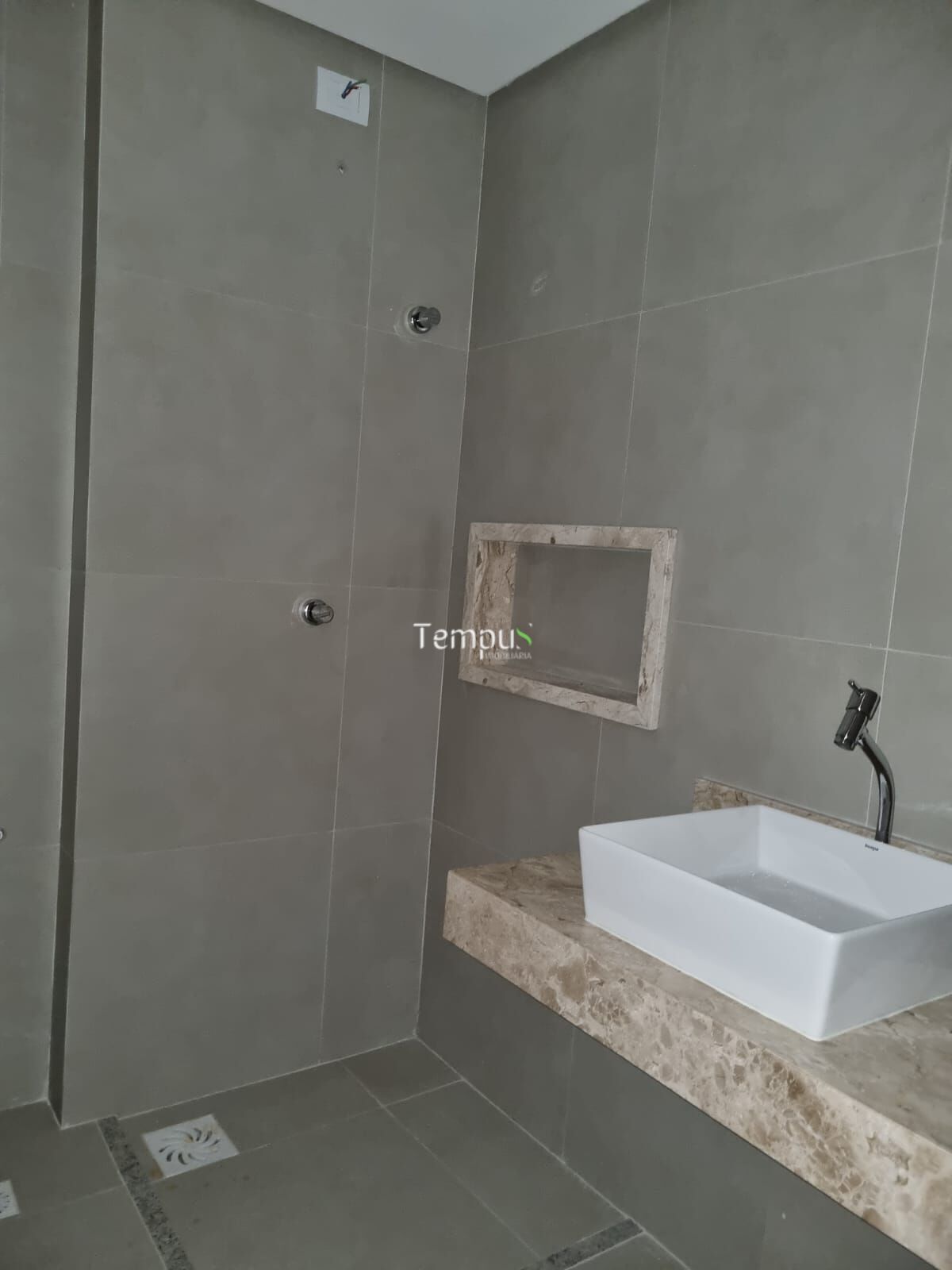 Apartamento à venda com 2 quartos, 66m² - Foto 7