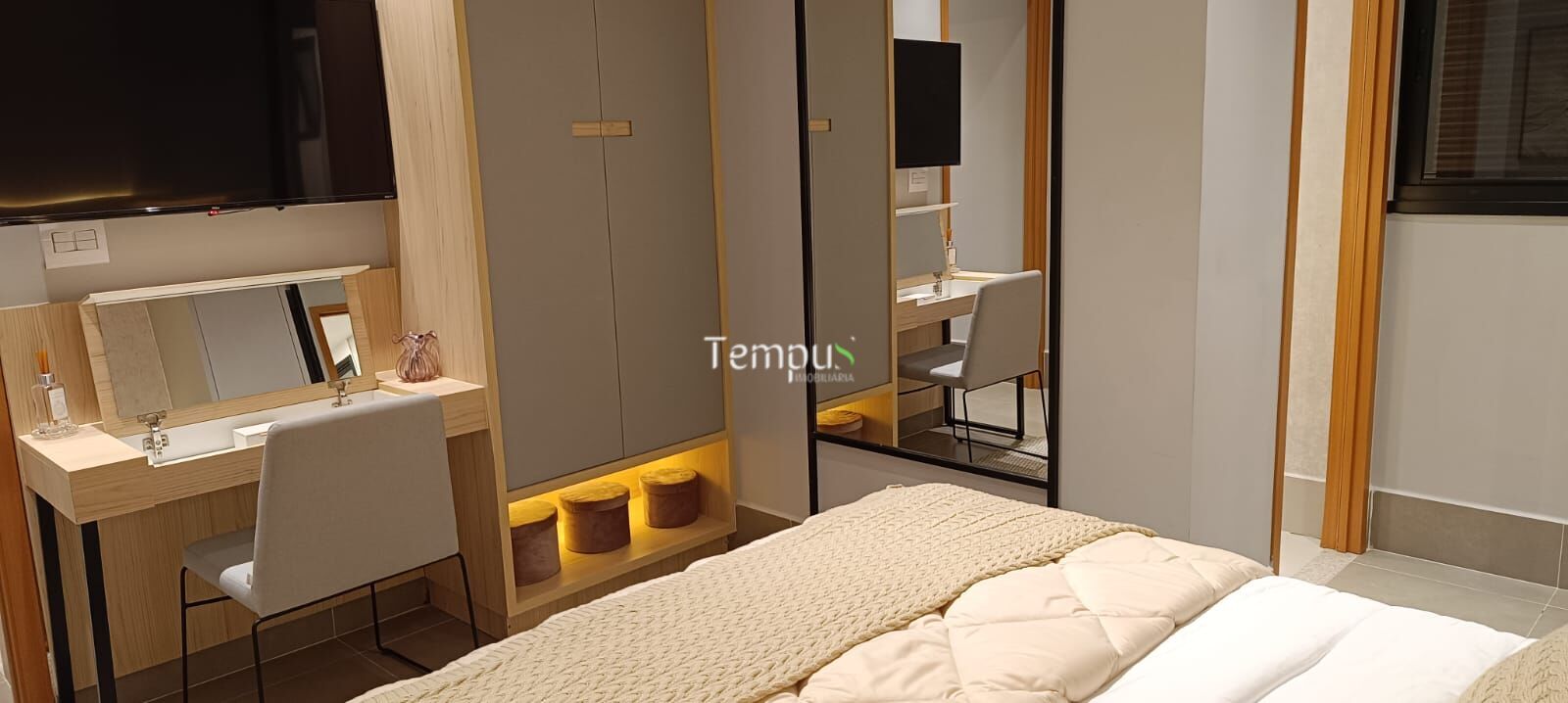 Apartamento à venda com 2 quartos, 63m² - Foto 2