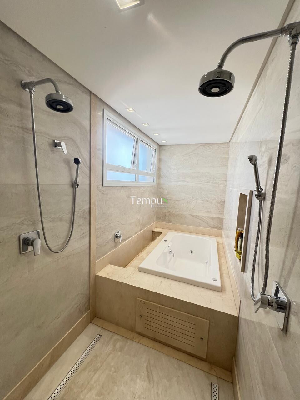 Apartamento à venda com 4 quartos, 256m² - Foto 33