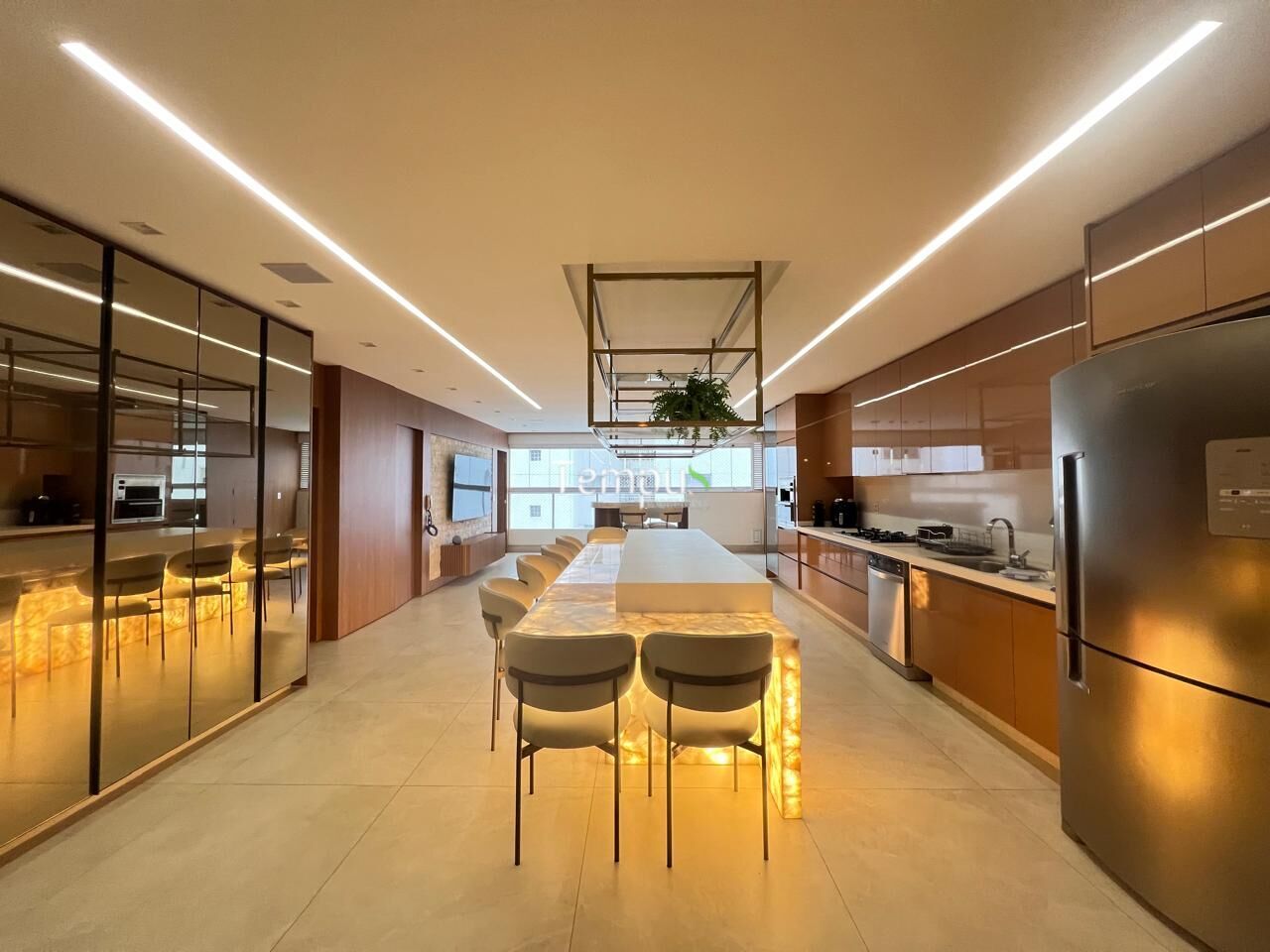 Apartamento à venda com 4 quartos, 256m² - Foto 4