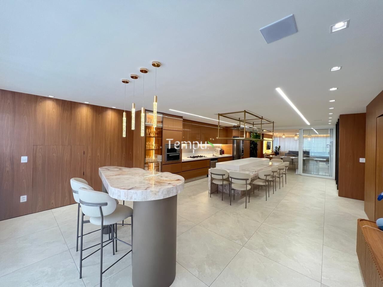 Apartamento à venda com 4 quartos, 256m² - Foto 12