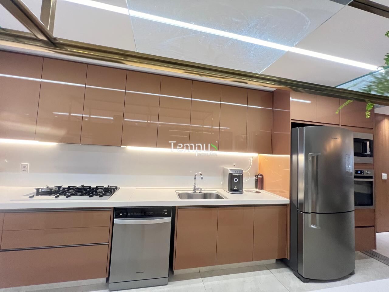 Apartamento à venda com 4 quartos, 256m² - Foto 5