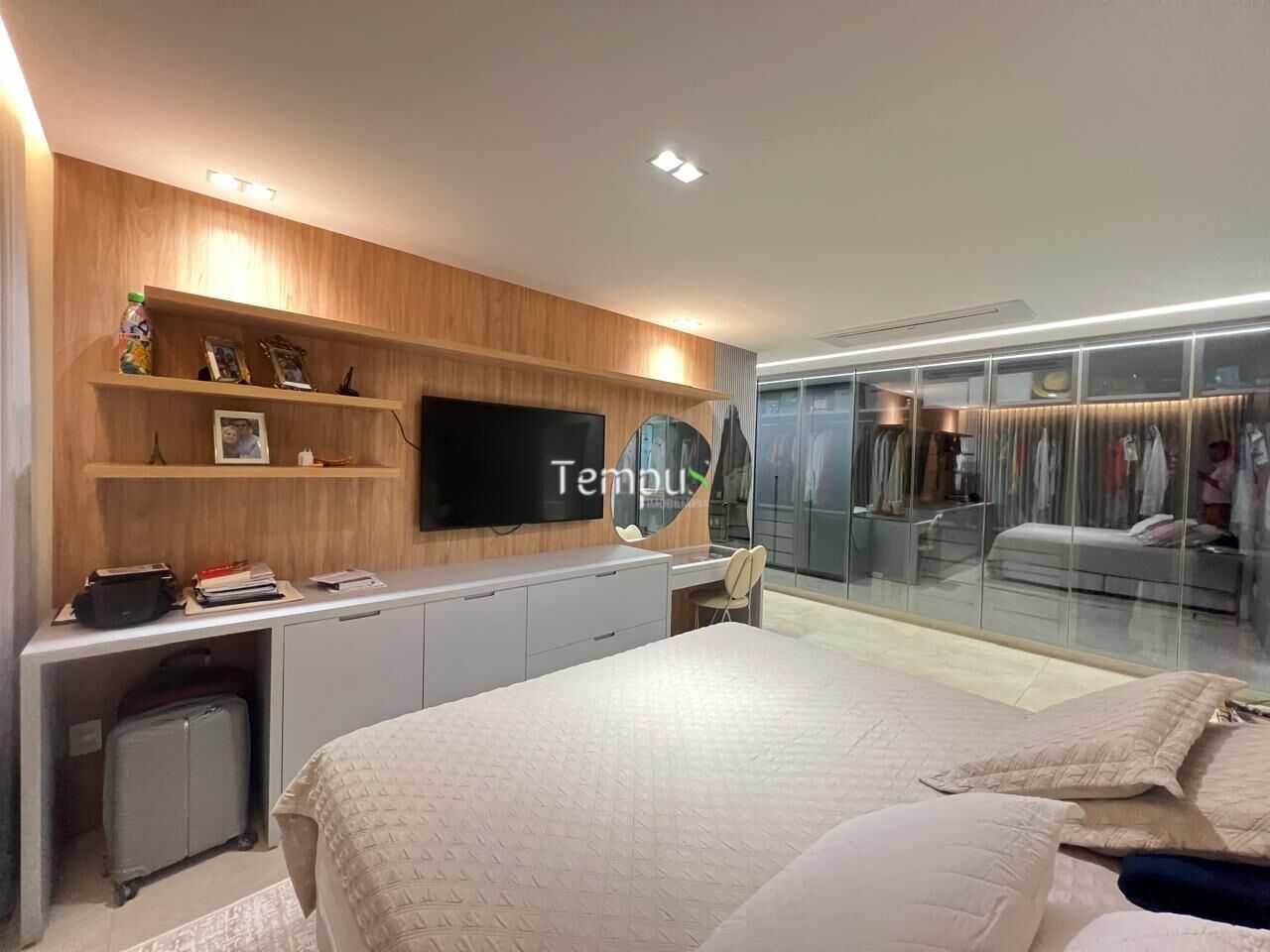 Apartamento à venda com 4 quartos, 256m² - Foto 21
