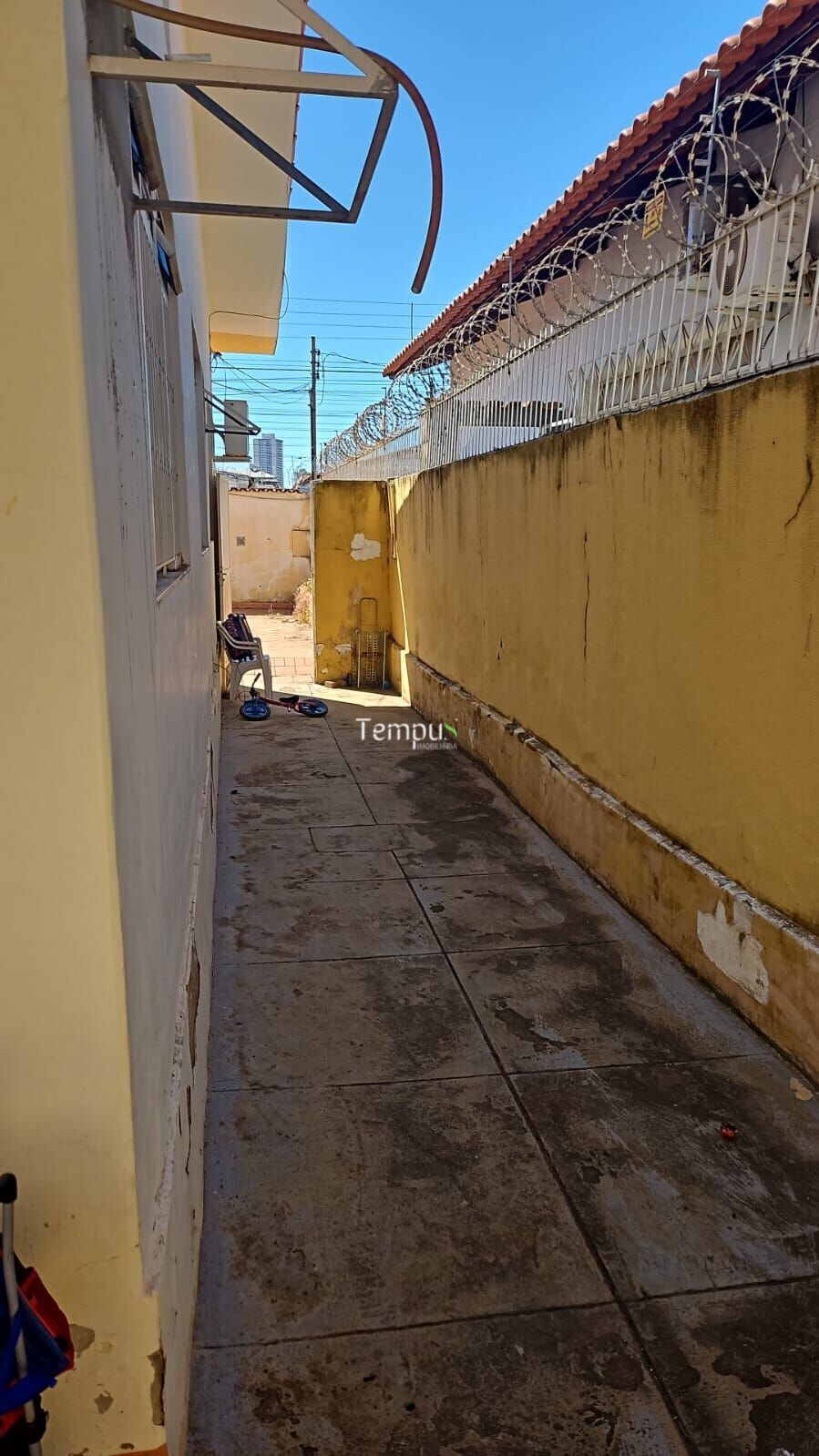 Casa à venda com 3 quartos, 298m² - Foto 7