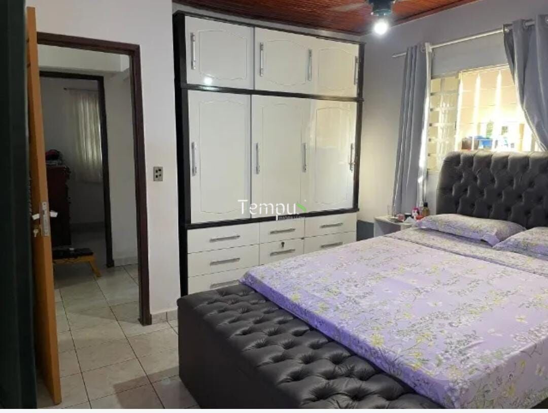 Casa à venda com 3 quartos, 290m² - Foto 8