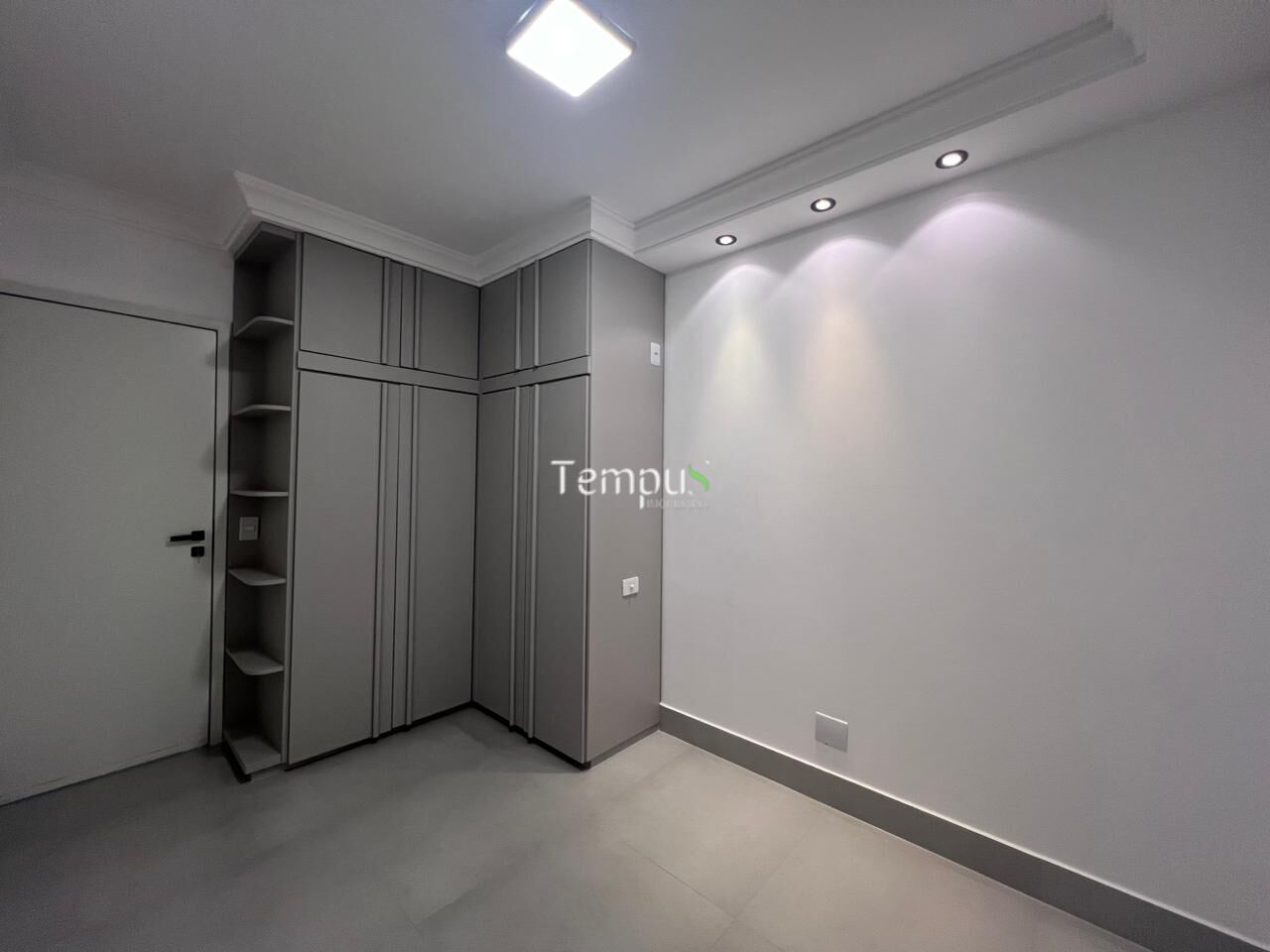 Apartamento à venda com 3 quartos, 77m² - Foto 7