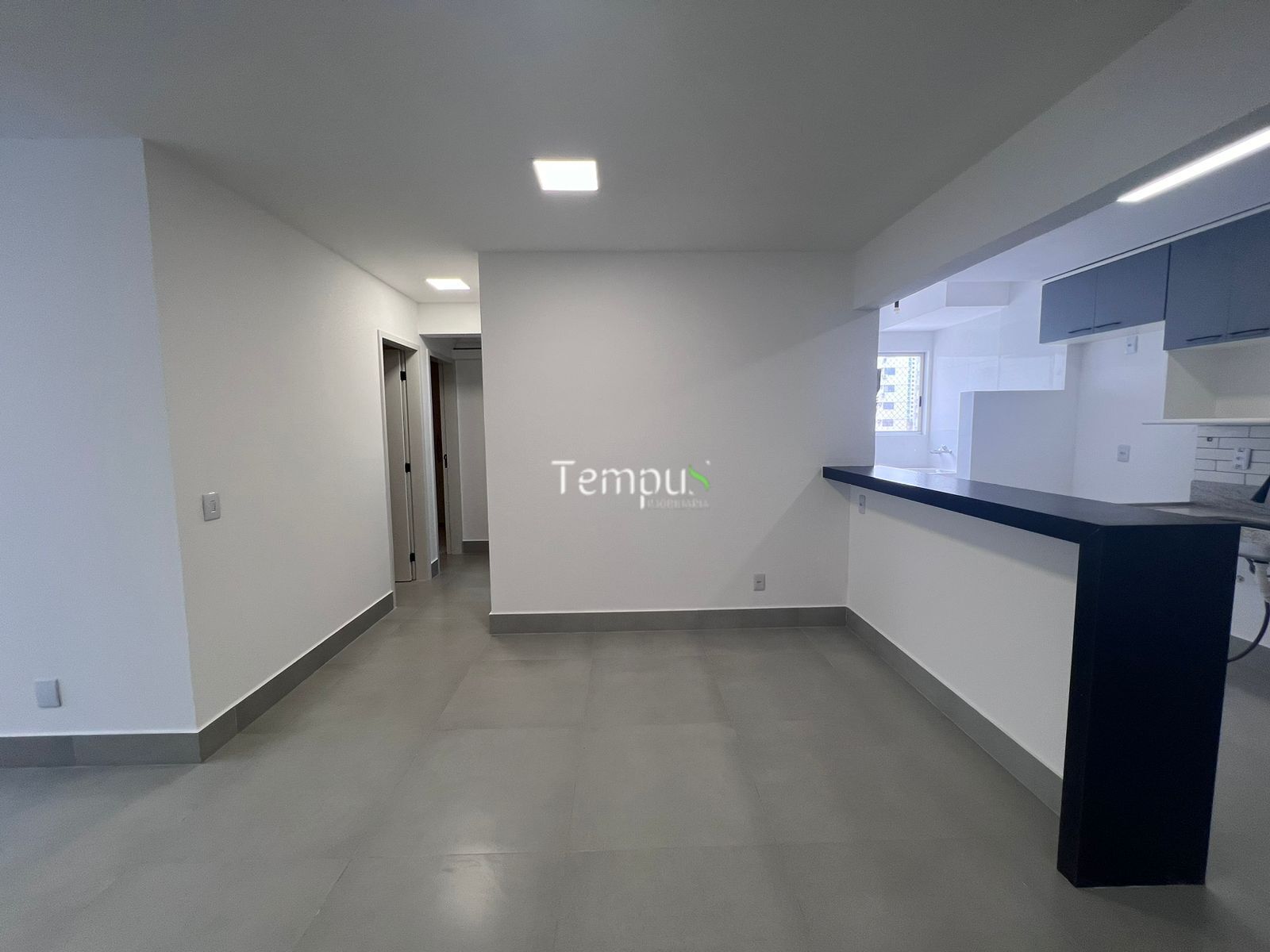 Apartamento à venda com 3 quartos, 77m² - Foto 8