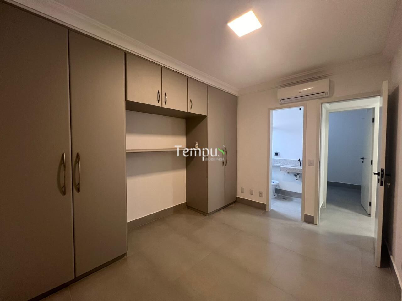 Apartamento à venda com 3 quartos, 77m² - Foto 12