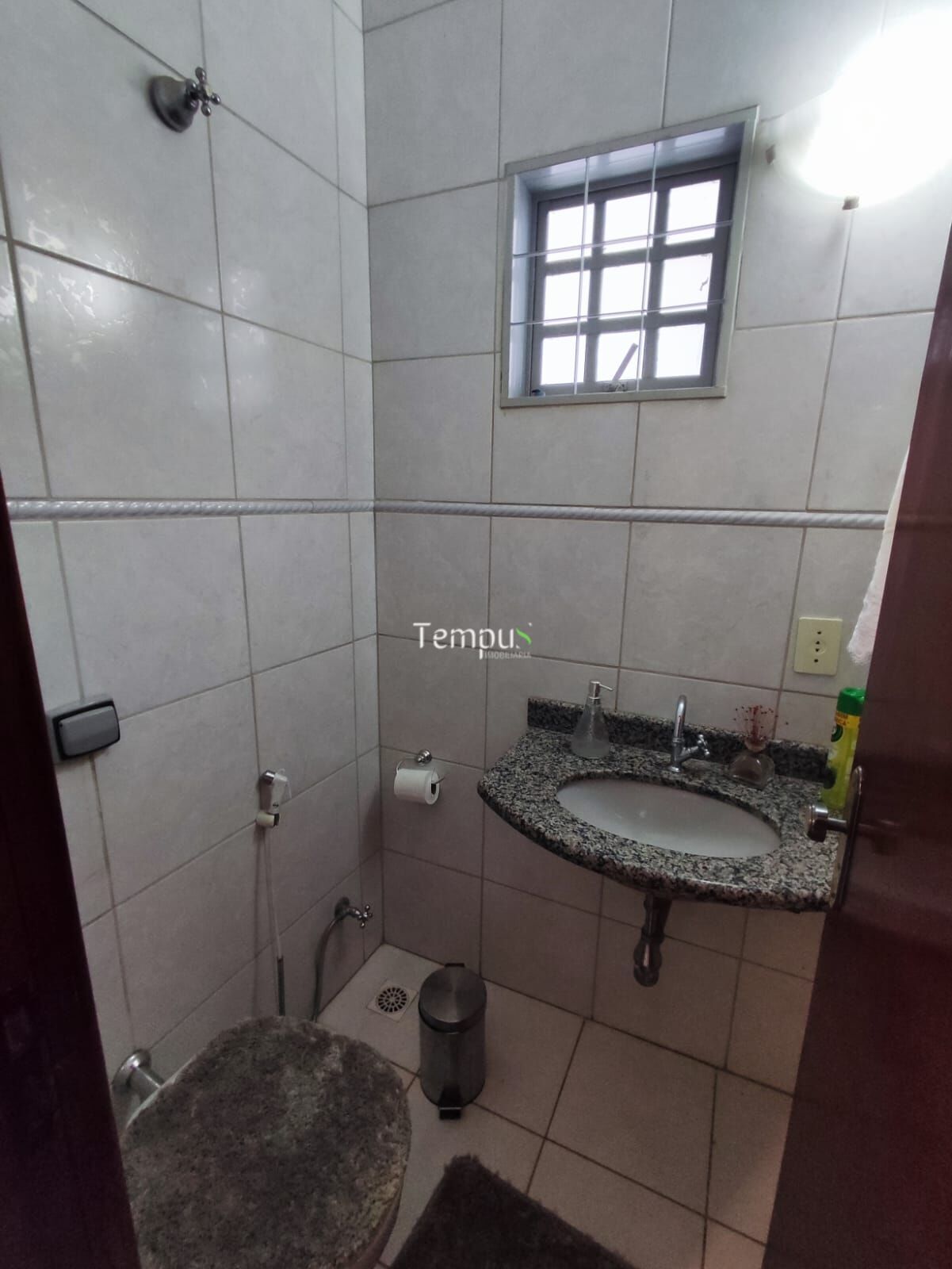 Casa à venda com 3 quartos, 220m² - Foto 29