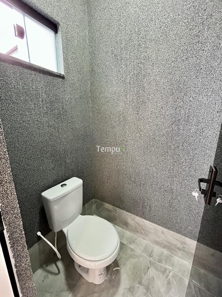 Casa à venda com 3 quartos, 147m² - Foto 3