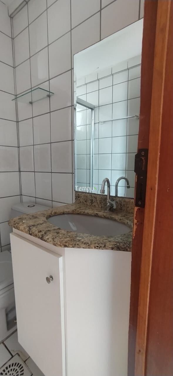 Apartamento à venda com 3 quartos, 74m² - Foto 8