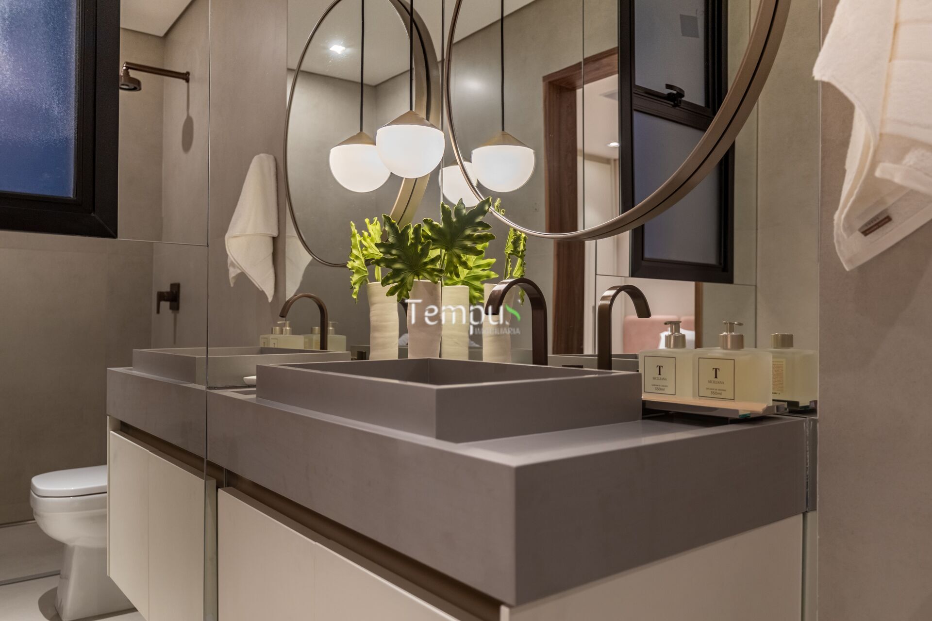 Apartamento à venda com 4 quartos, 251m² - Foto 18