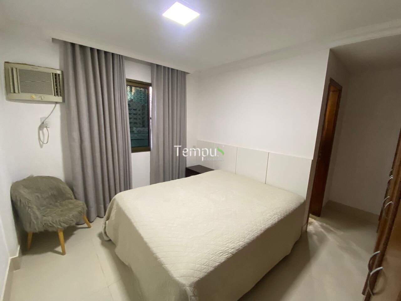 Apartamento para alugar com 4 quartos, 159m² - Foto 10