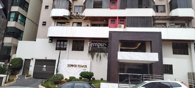 Apartamento para alugar com 4 quartos, 159m² - Foto 2