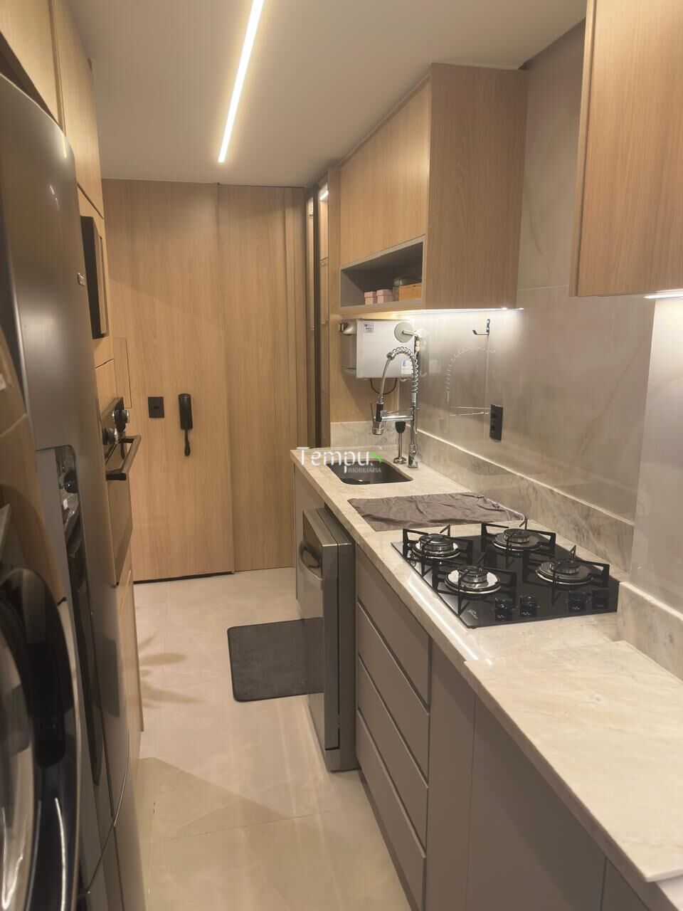 Apartamento à venda com 3 quartos, 86m² - Foto 11