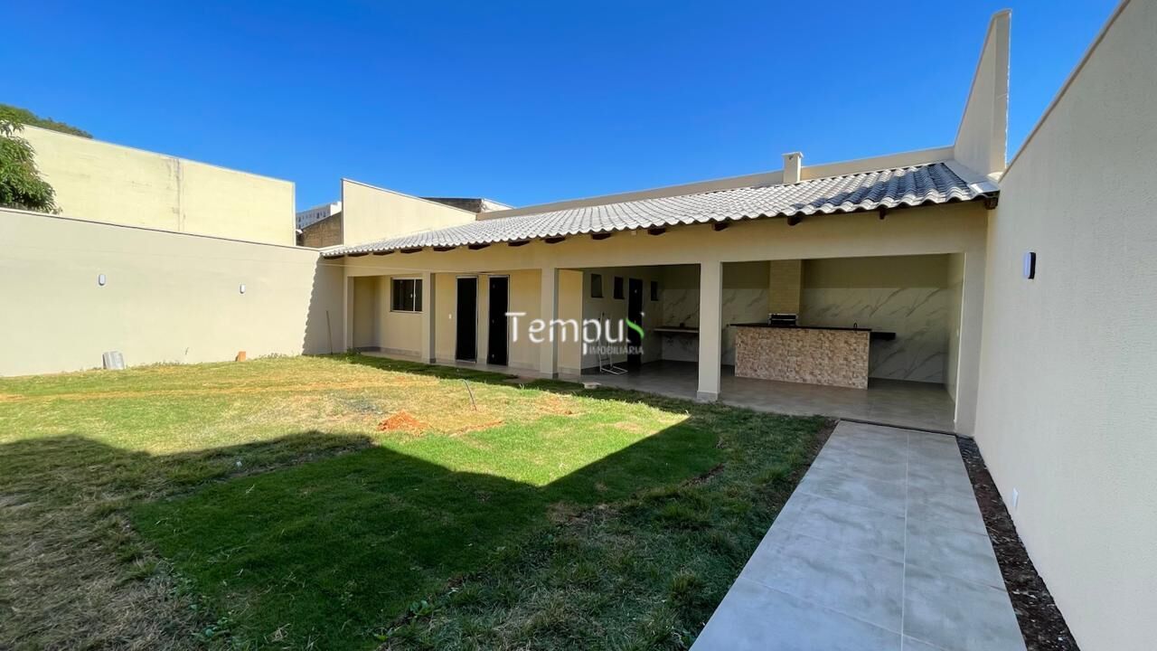 Casa, 5 quartos, 220 m² - Foto 2